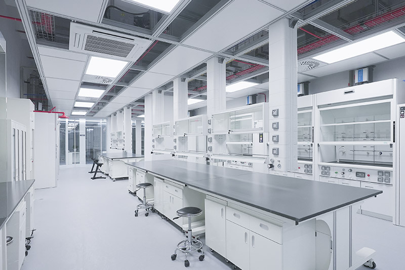陆良实验室革新：安全与科技的现代融合